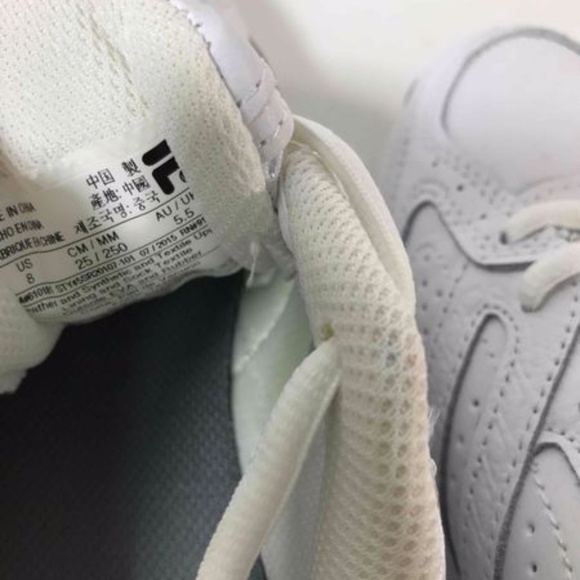 FILA DLS Leather White Sneaker Athletic Women Sz 8 - Picture 5 of 5